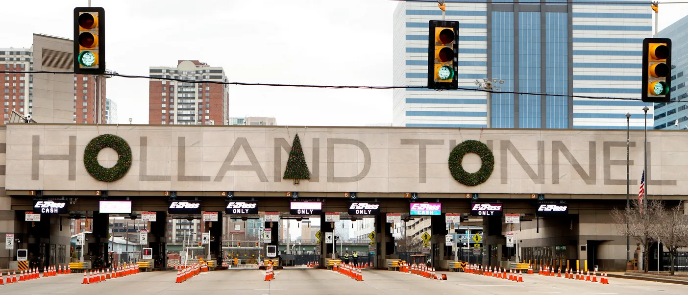 the holland tunnel entrance with wreaths on the O, U, and a tree on the N so it kinda looks like it says HOLLAID TONNEL